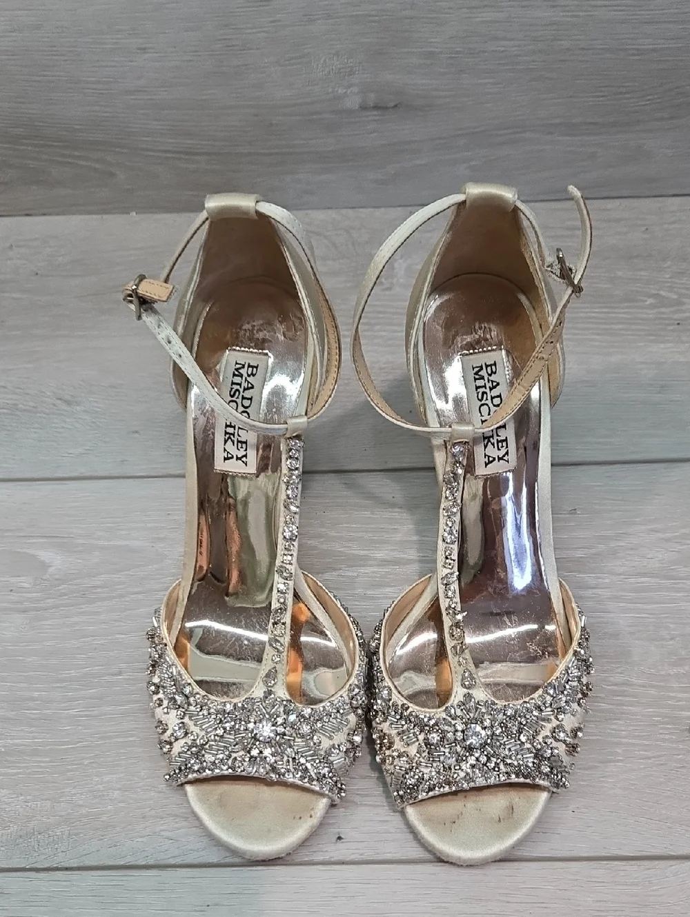 Badgley Mischka Women Ivory Embellished Wedge Sandals Shoes Sz 6.5